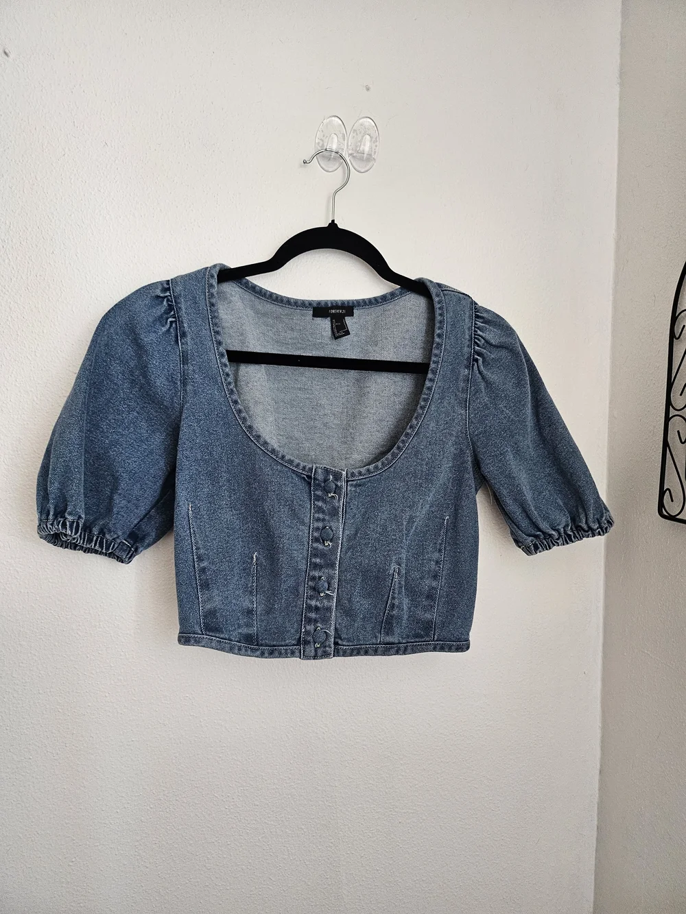 Forever 21 Blue Denim Puff-Sleeve Cropped Button-Front Top Sz S Festival Cowgirl - Picture 2 of 6